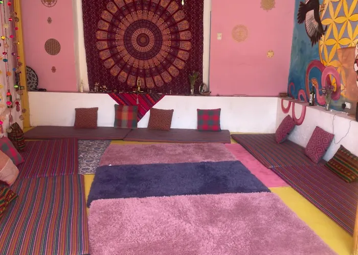 Casa Merkaba Homestay *